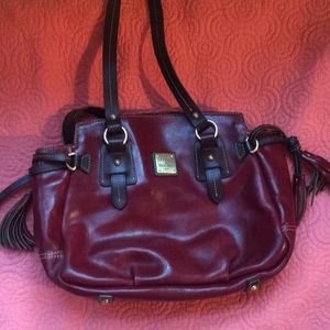 Dooney & Bourke large maroon purse 14 in X 8 in